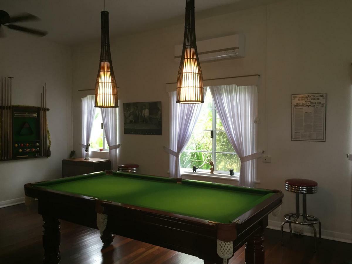Island Time Guest Room Flying Fish Cove Buitenkant foto