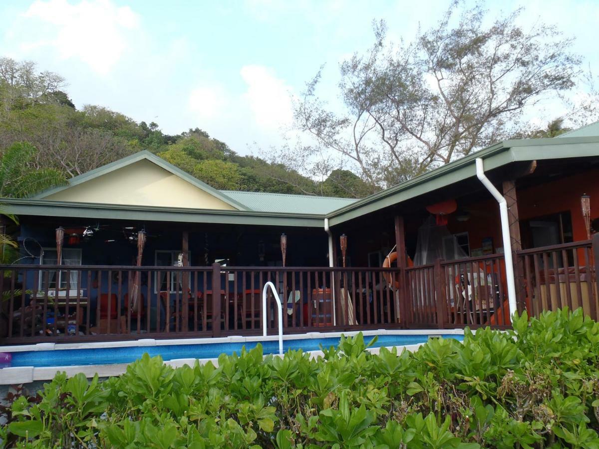 Island Time Guest Room Flying Fish Cove Buitenkant foto
